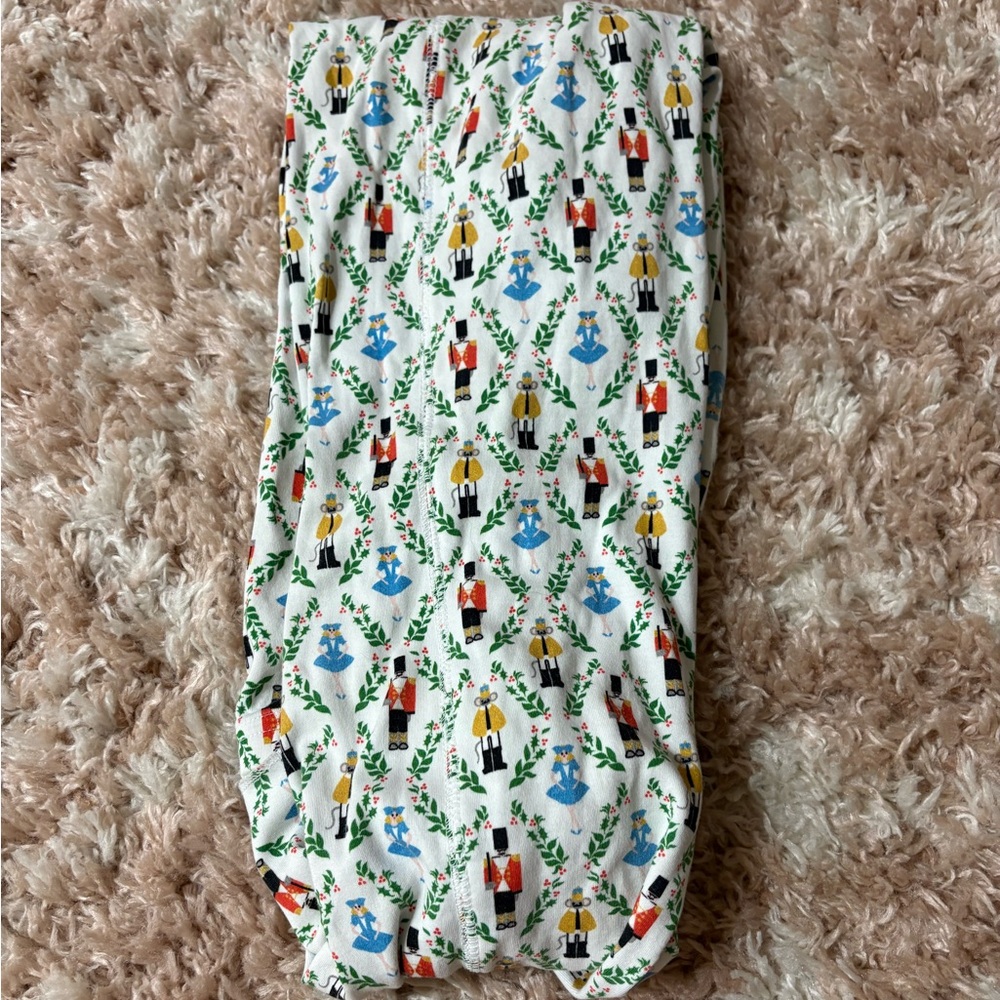 Roller Rabbit Christmas PJs - Picture 5 of 6